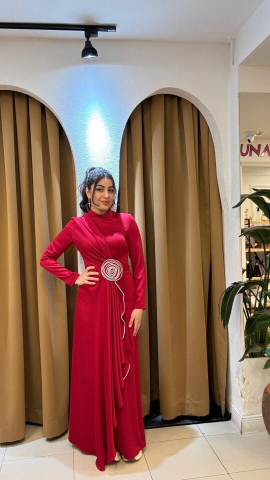 KIRMIZI UZUN TESETTÜR ABİYE